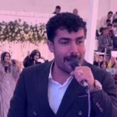 فرشید حکمتی عزیز بر گل کرده